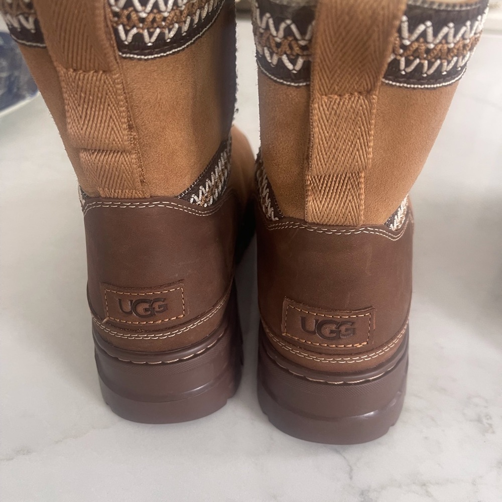 UGG Trailgrazer Mini Brown Winter Boots